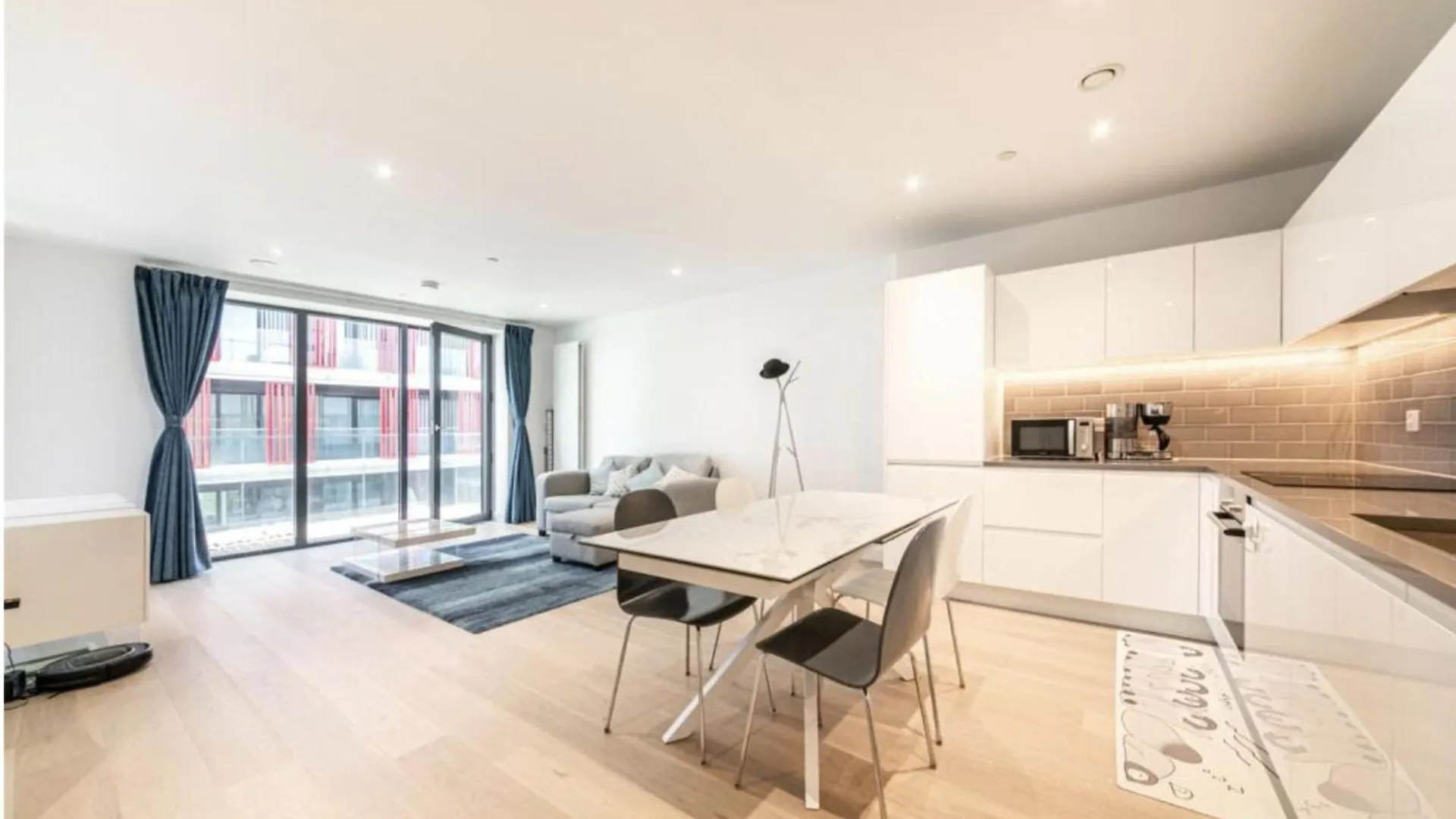 Modern Apartment In London location
